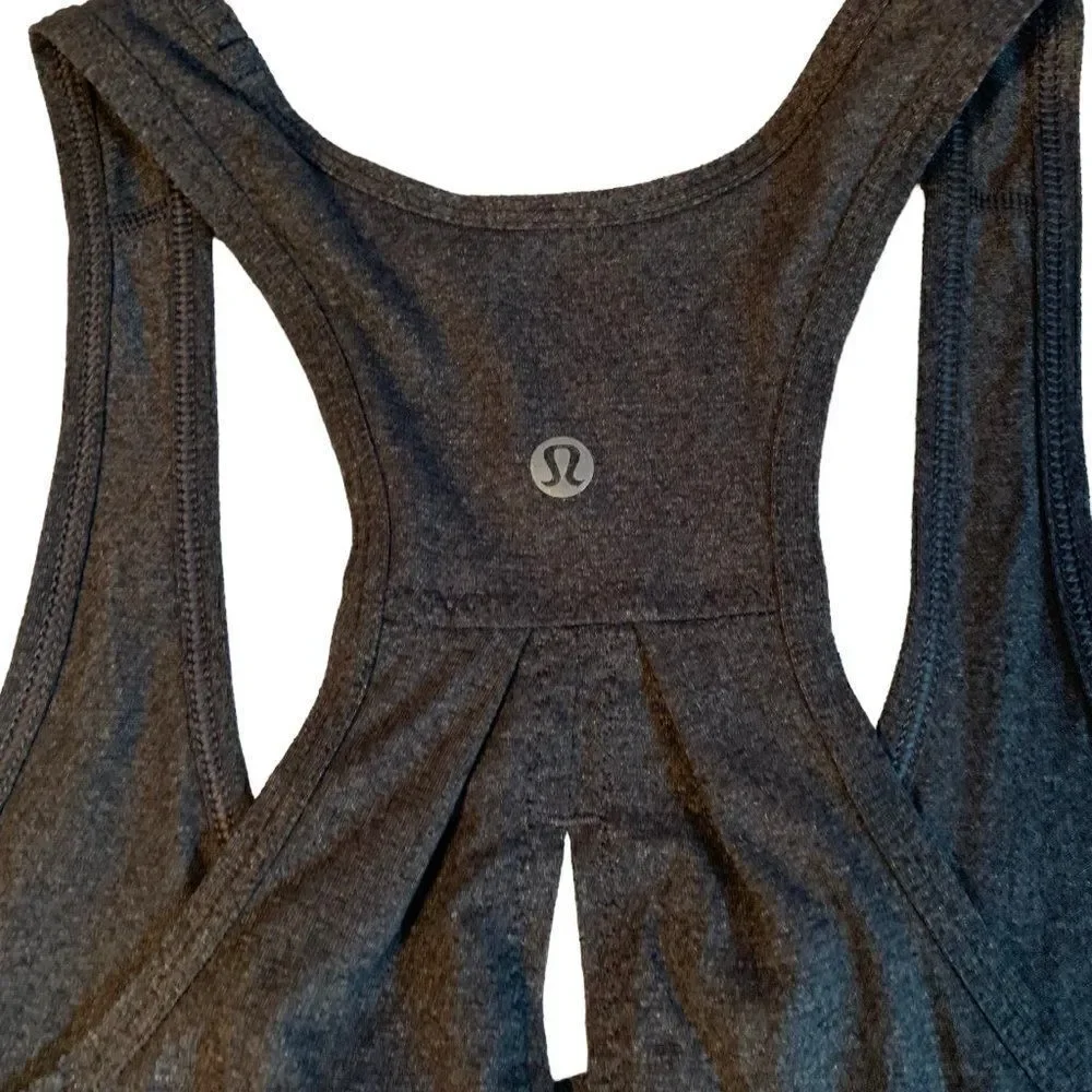 Lululemon Salute the Sun Tank Top in Black Size 2